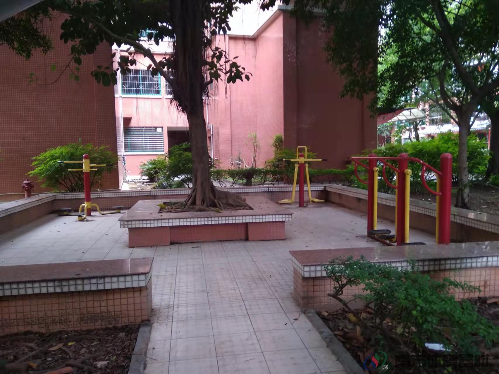 俊景花园小区(图1) 俊景花园小区(图1)